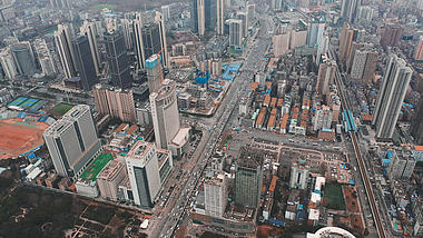 4K武汉城市建筑西北湖商务区航拍实拍视频视频的预览图