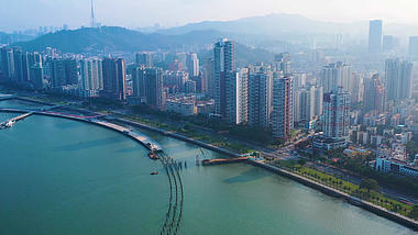 4k珠海港湾大道滨海风光建筑航拍视频的预览图