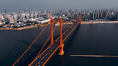 4K黑金风武汉地标建筑鹦鹉洲大桥航拍实拍视频视频的预览图