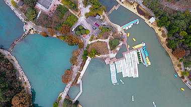 4K航拍南京4A级景区珍珠泉风景区视频视频的预览图