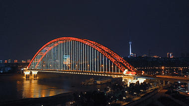 4K武汉城市建筑地标晴川桥实拍视频视频的预览图