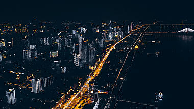 4K黑金武汉城市夜景建筑群航拍实拍视频视频的预览图