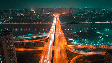4K航拍重庆城市移动延时车流赛博朋克感夜景视频视频的预览图