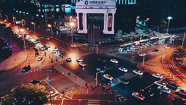 4K夜晚武汉城市交通西北湖航拍实拍视频夜景视频的预览图