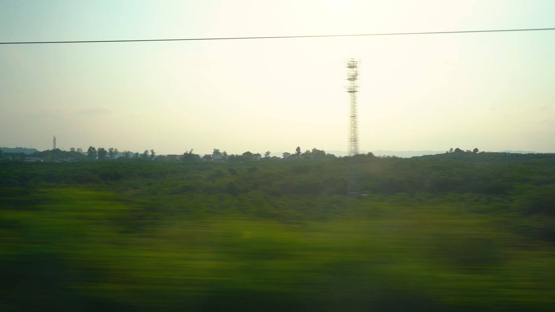 4K实拍旅行途中高速行驶的高铁窗外风景空镜视频视频的预览图