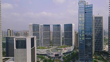 4K航拍广东佛山城市商业广场视频的预览图