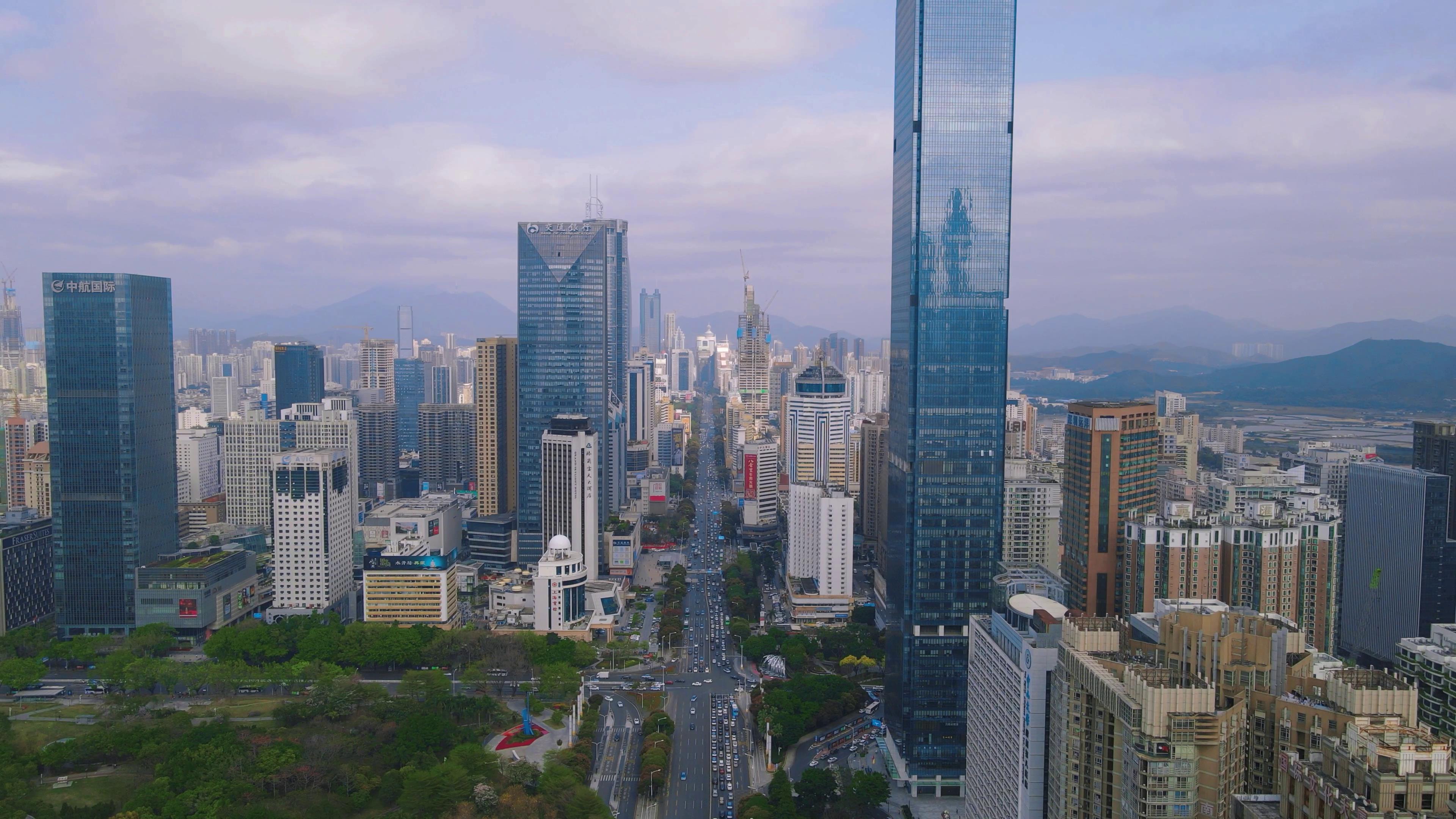 4K航拍深圳罗福区CBD商务建筑视频视频的预览图