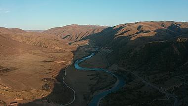4k航拍川西阿坝州清晨自然风光风景视频的预览图
