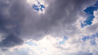 4K延时夏日烈日炎炎阳光云层云海视频素材视频的预览图