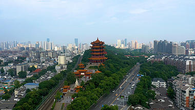 4K武汉城市建筑黄鹤楼航拍实拍视频视频的预览图