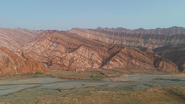 4k丹霞特殊地貌岩石航拍祖国山河视频的预览图