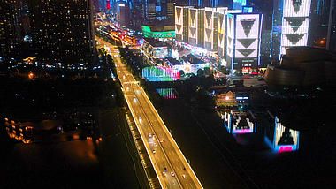 4K武汉城市地标楚河汉街航拍实拍视频视频的预览图