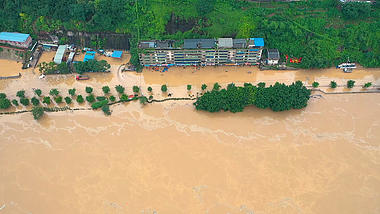 4K航拍洪水洪灾洪涝自然灾害素材视频的预览图