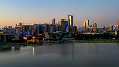4K武汉城市地标琴台大剧院日落实拍视频视频的预览图