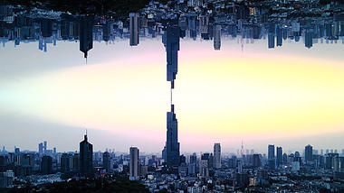 4K航拍南京紫峰大厦城市全景倒影视频的预览图