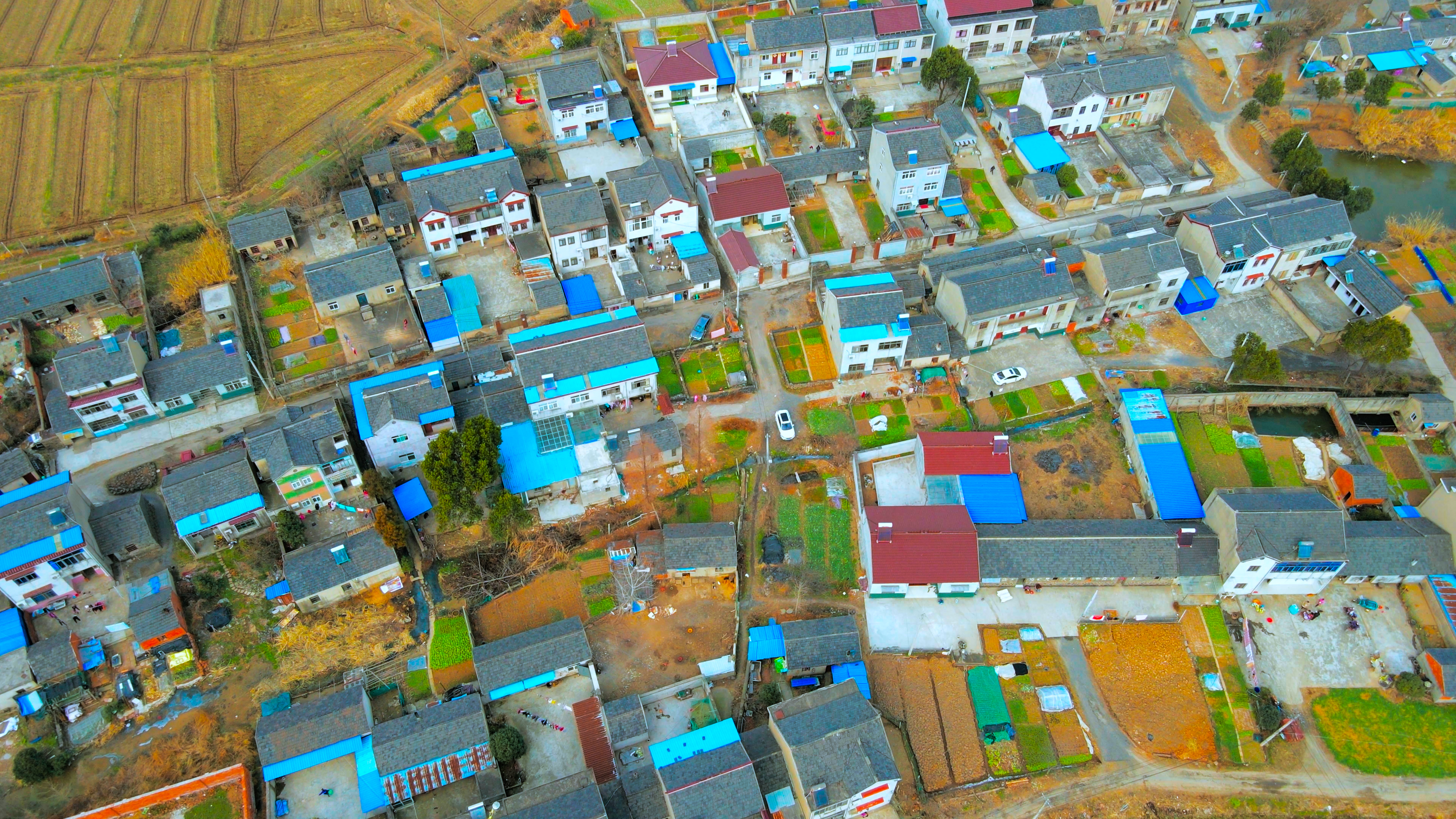 4K航拍农村乡村房屋村庄风景视频的预览图