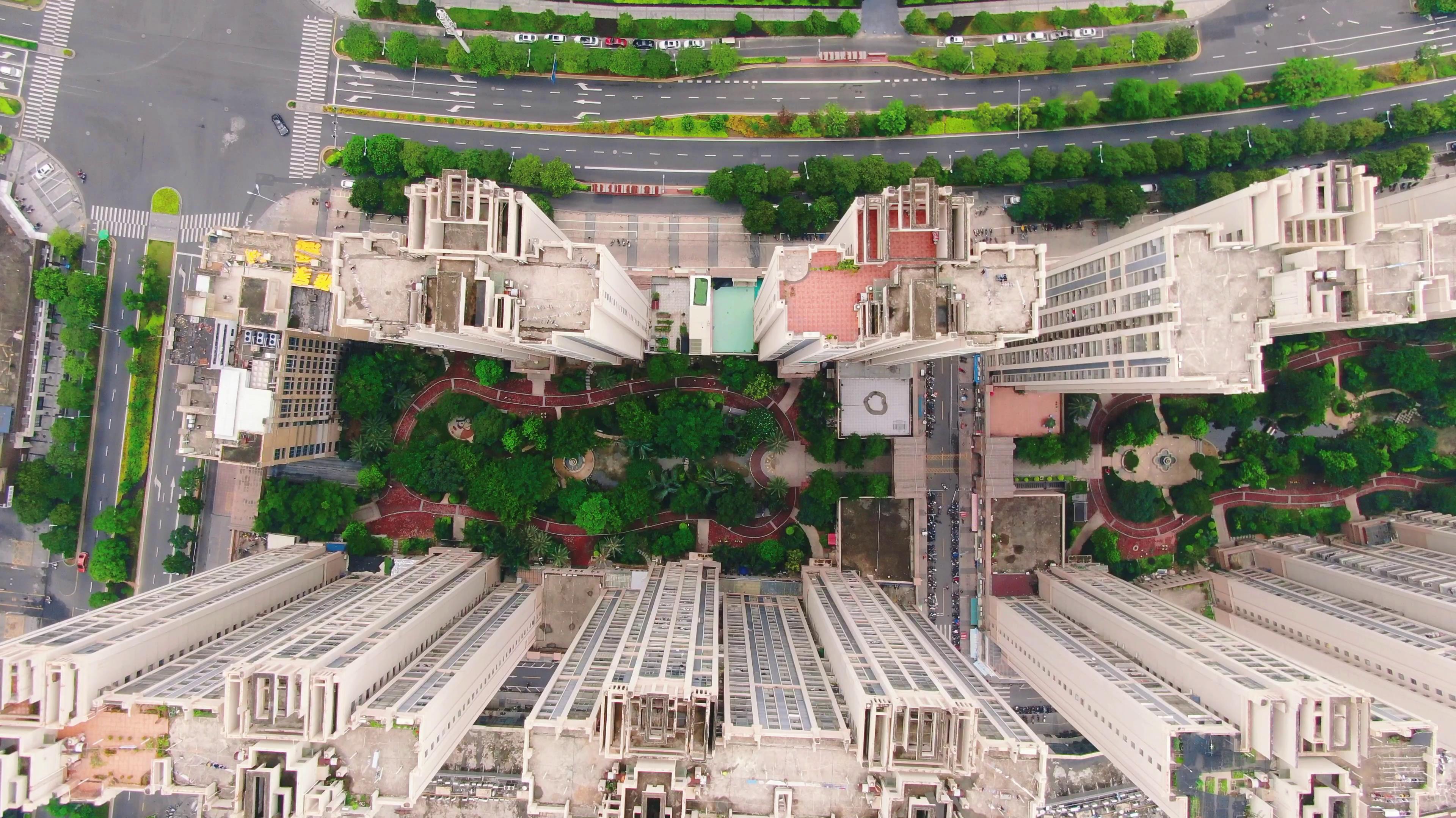 4K俯拍福建福州城市高层商业住宅楼视频的预览图