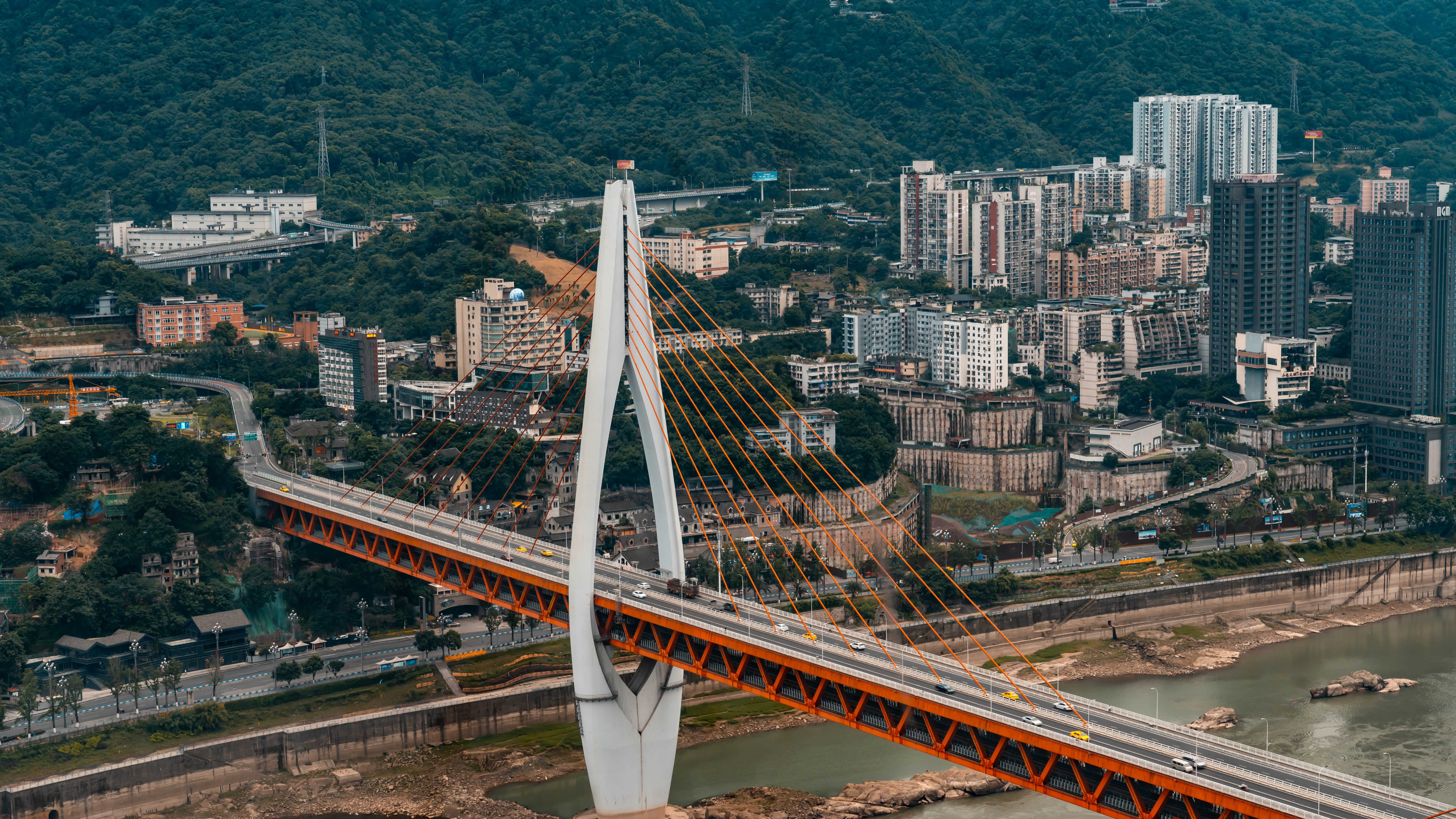 8K重庆东水门长江大桥山城实拍延时视频的预览图