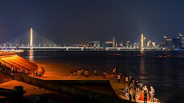 8k震撼杭州钱江三桥钱塘江码头城市夜景延时视频的预览图