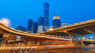 8K震撼北京城市CBD国贸商务区城市夜景车流人流延时视频的预览图
