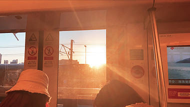 4K实拍城市交通地铁车厢外风景车窗外风景视频的预览图