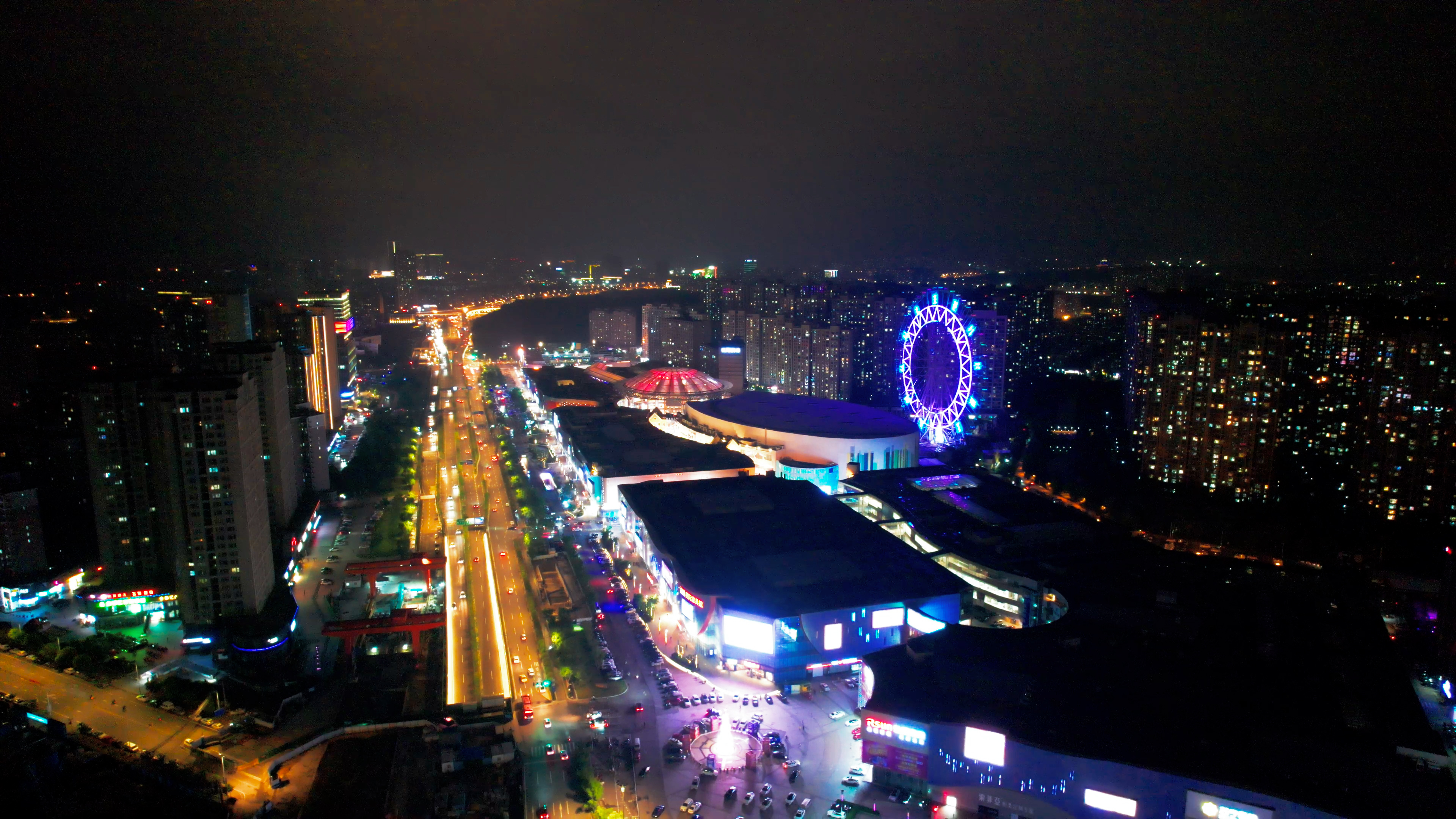 4K航拍南京江北新区弘阳夜景视频的预览图