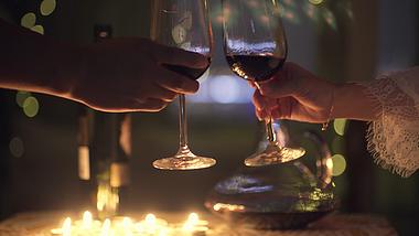 4K七夕节情人节实拍烛光晚餐喝红酒碰杯视频素材视频的预览图
