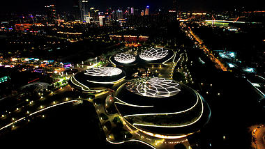 4K航拍江苏省南京城市夜景江苏大剧院视频的预览图