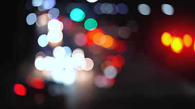 4k实拍城市夜景虚化唯美光斑风光空镜头光圈光晕意境唯美意境视频的预览图