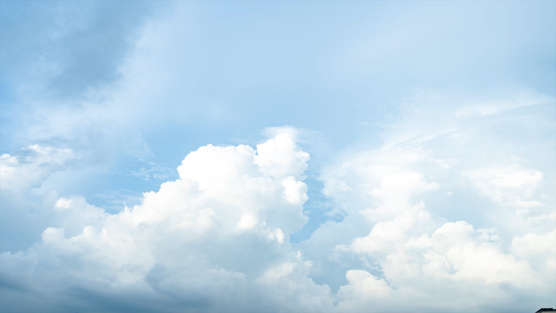 4K实拍夏季云海翻滚云云海风光延时蓝天白云云朵延时摄影拍摄视频的预览图