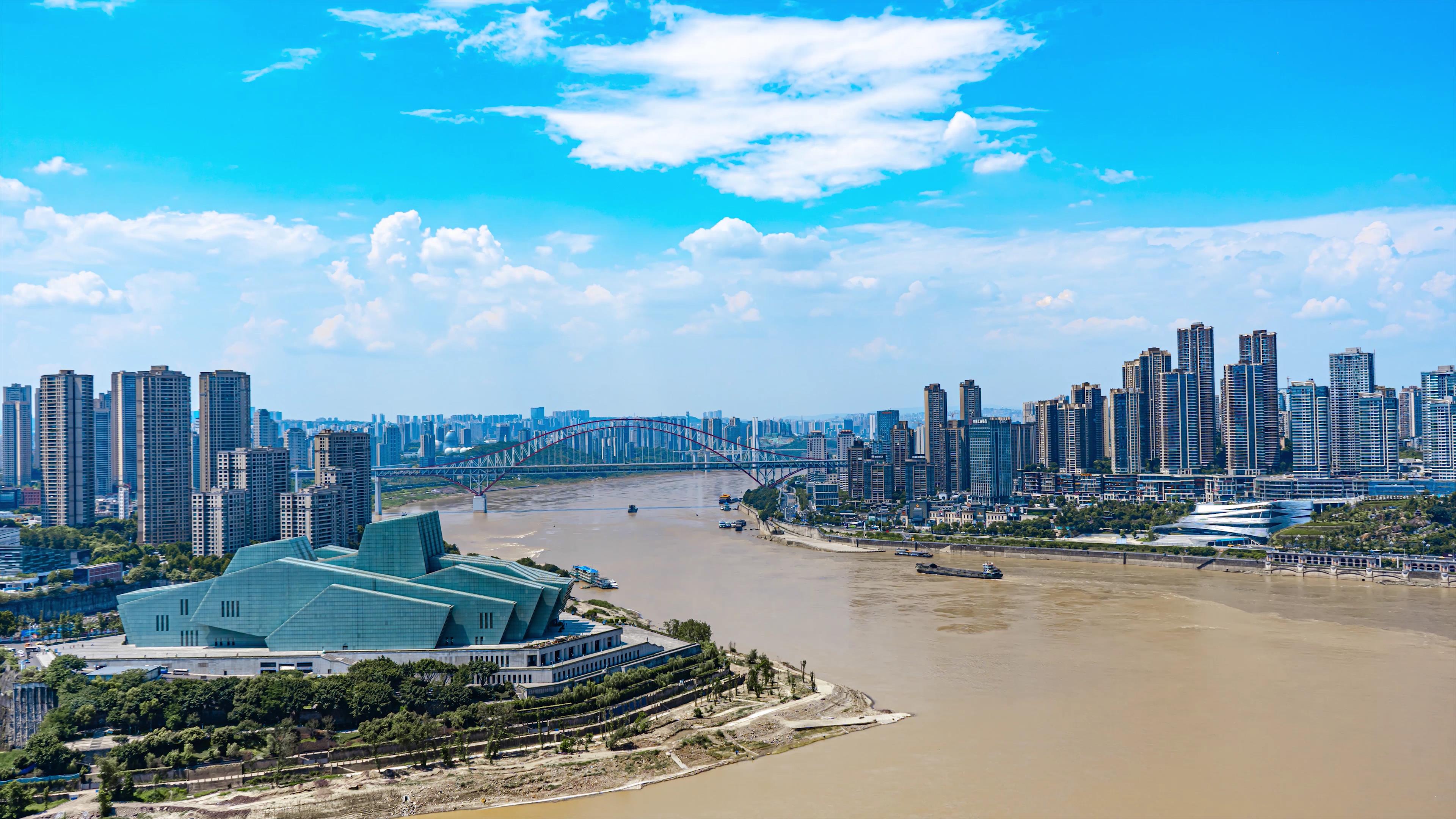 8K大气重庆长江河流一带城市建筑群延时视频的预览图