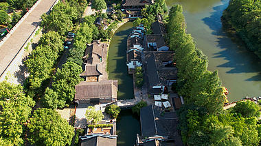 4k航拍南京5A景区夫子庙白鹭洲公园旅游景区视频的预览图