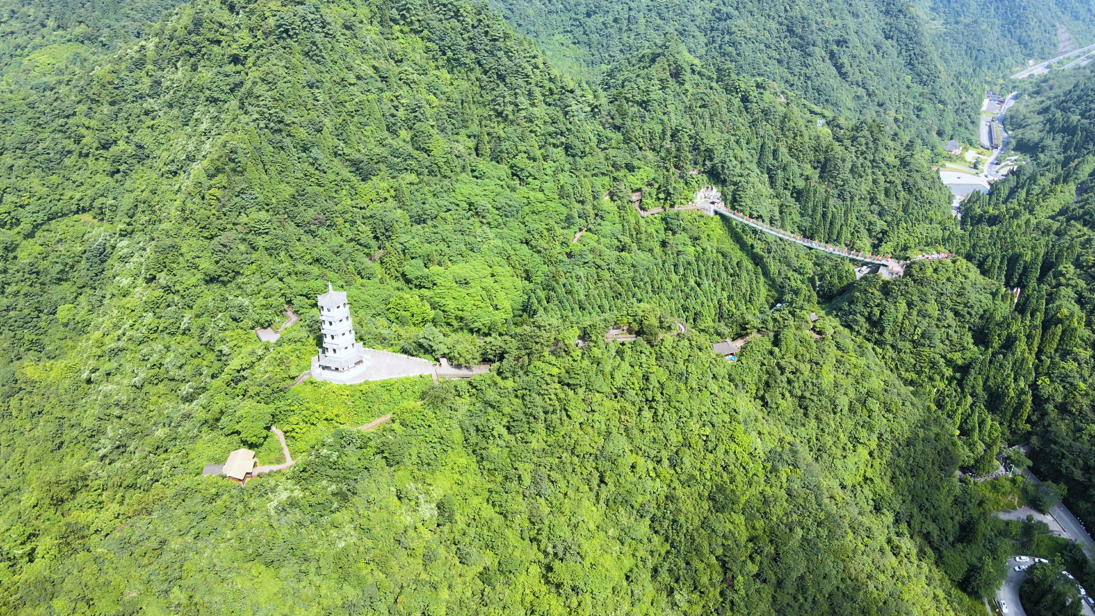 4K贵州娄山关景区航拍自然风景自然风光大山高山视频的预览图