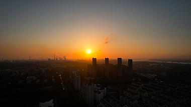 4K航拍早晨日出晨曦城市风光美景视频的预览图