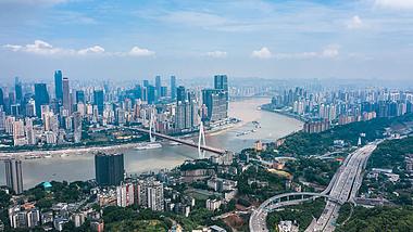 4k航拍重庆内环快速东水门大桥车流交通城市风光延时视频的预览图