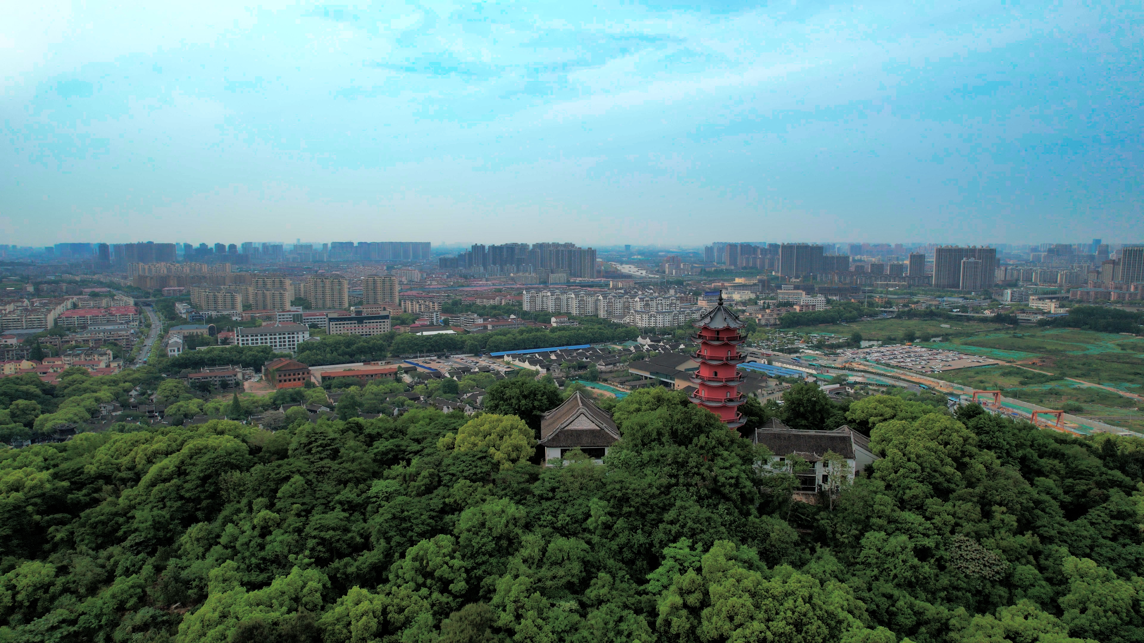 4K航拍旅游城市无锡千年古镇惠山古镇风景视频的预览图