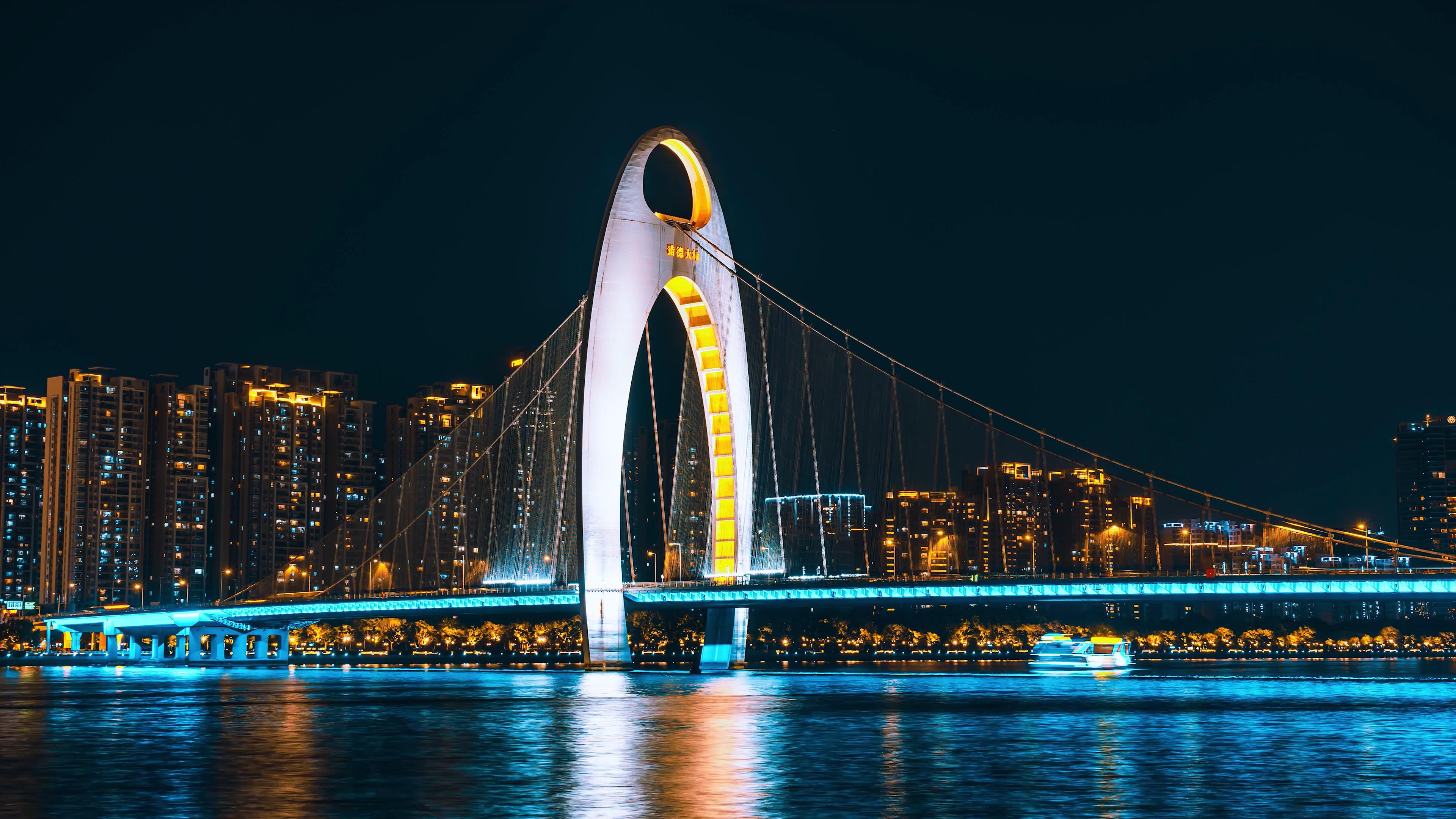 8K震撼延时广州珠江猎德大桥城市夜景视频的预览图