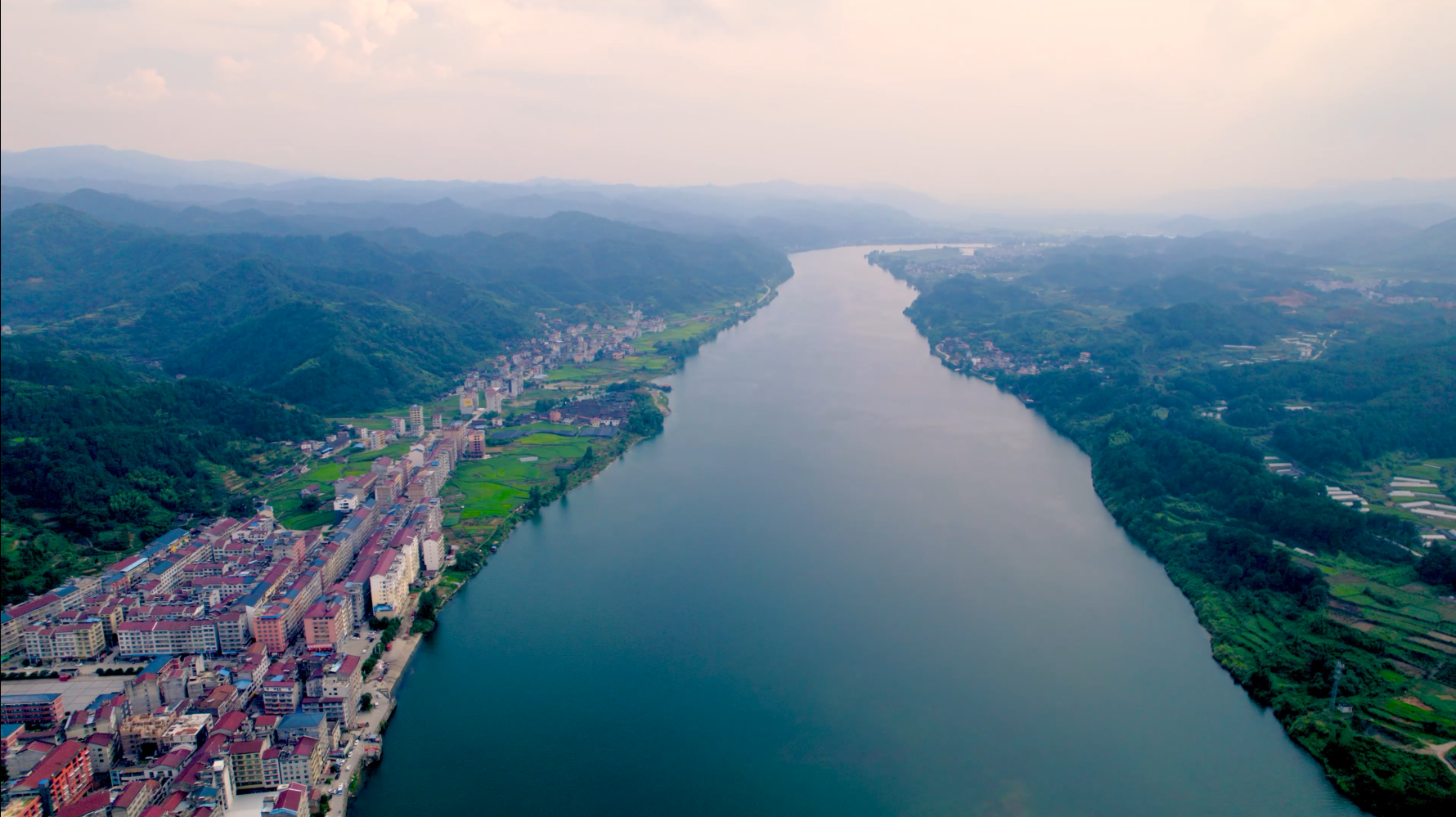 4K航拍清晨的沅水沅江大江大河壮丽山河视频的预览图