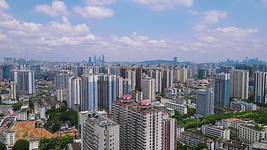 4K航拍广西南宁城市蓝天白云天际线视频的预览图