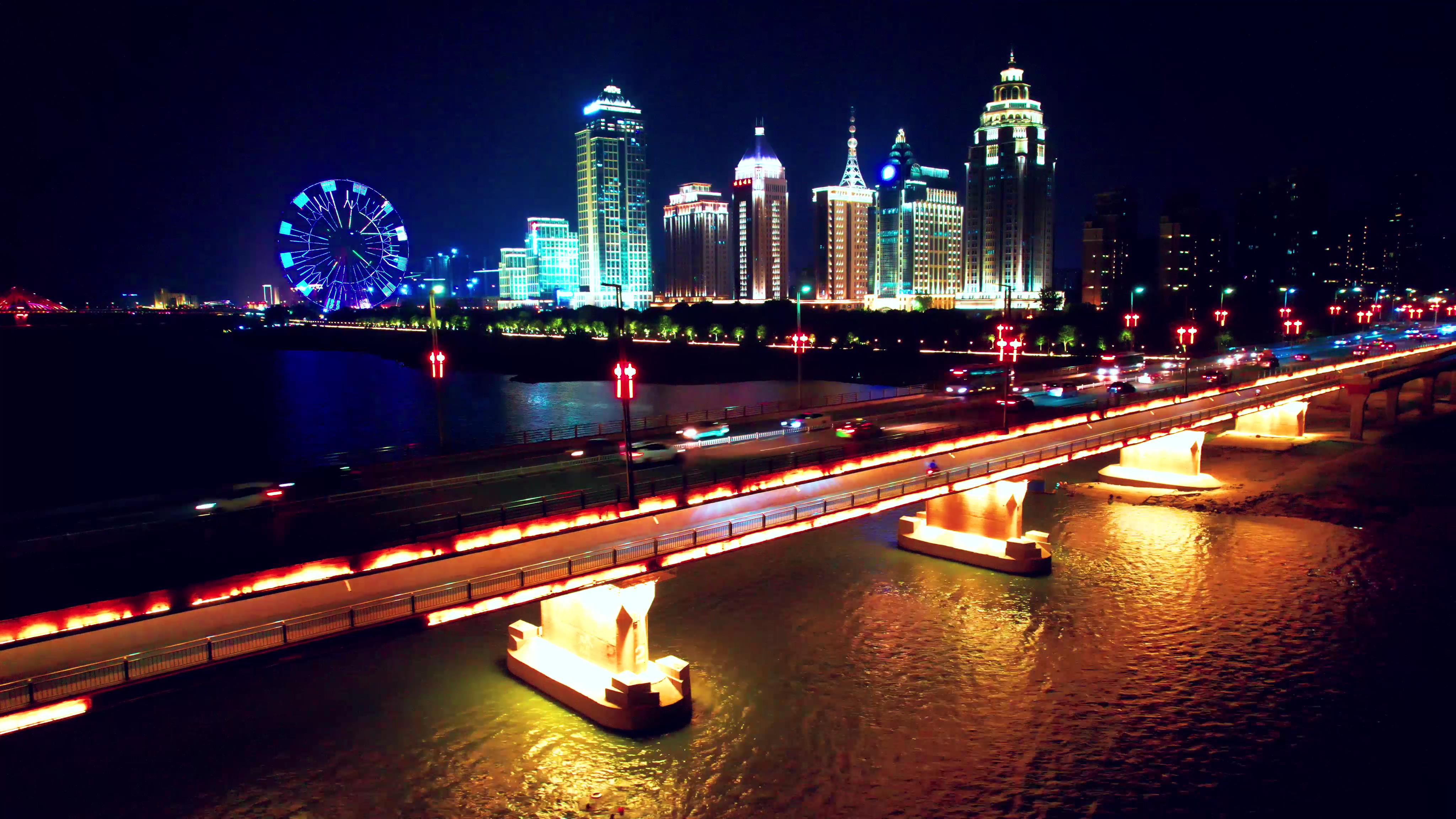 5.4k航拍南昌大桥城市夜景桥梁交通视频的预览图