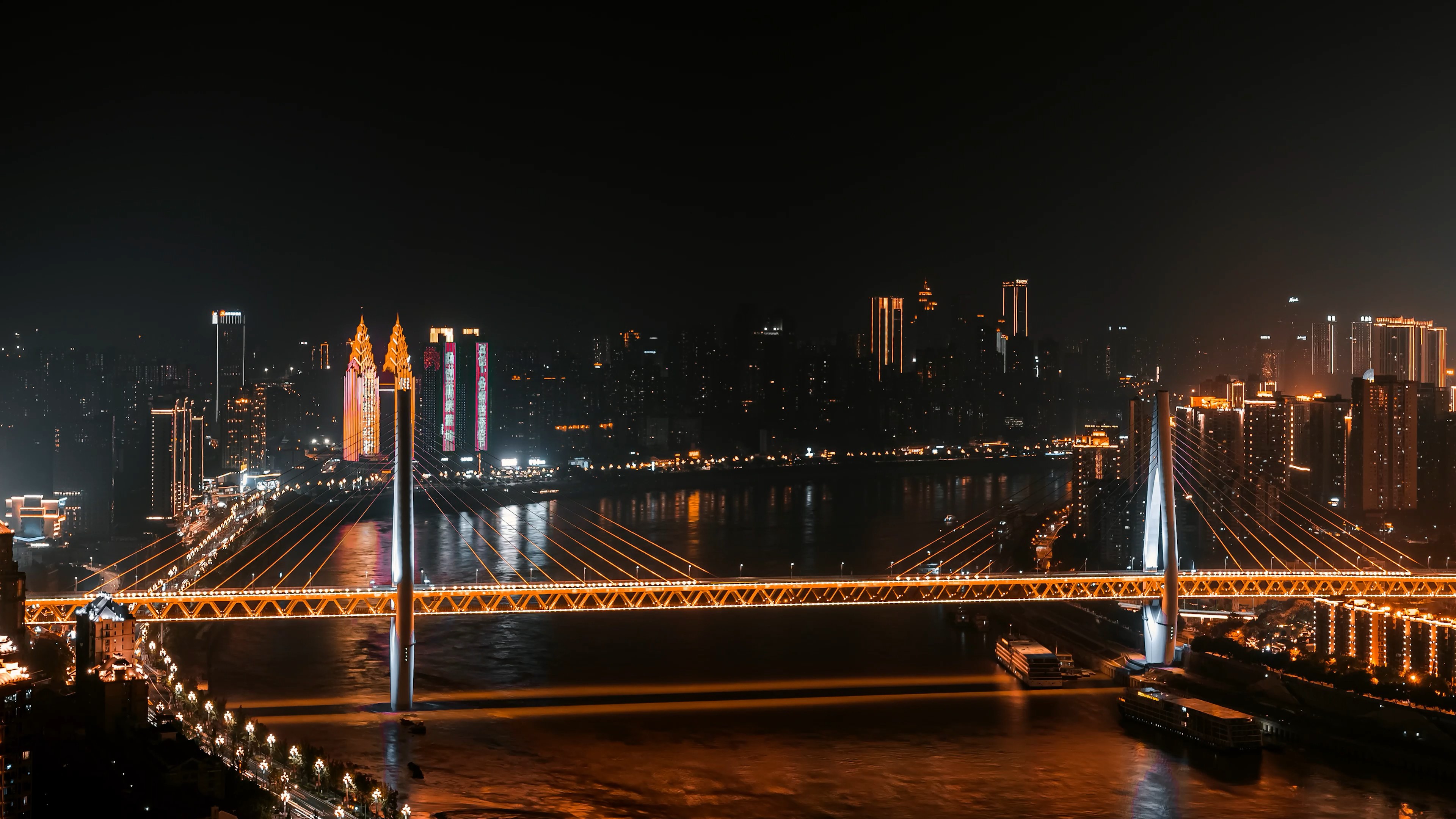 8k黑金重庆东水门大桥两岸车流夜景延时视频的预览图