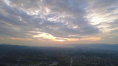 4K航拍湖南湘西城市朝霞日出自然风光视频的预览图