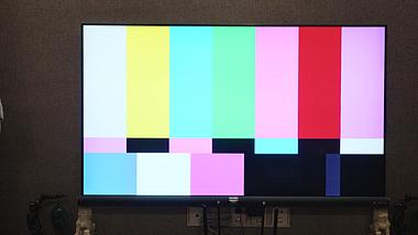 4k电视电视机无信号彩条意境空镜实拍视频的预览图
