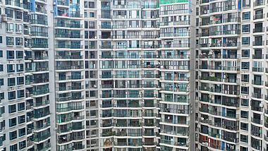 4K武汉城市建筑居民楼航拍实拍视频视频的预览图