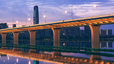 4K武汉城市地标沙湖大桥移动延时实拍视频视频的预览图