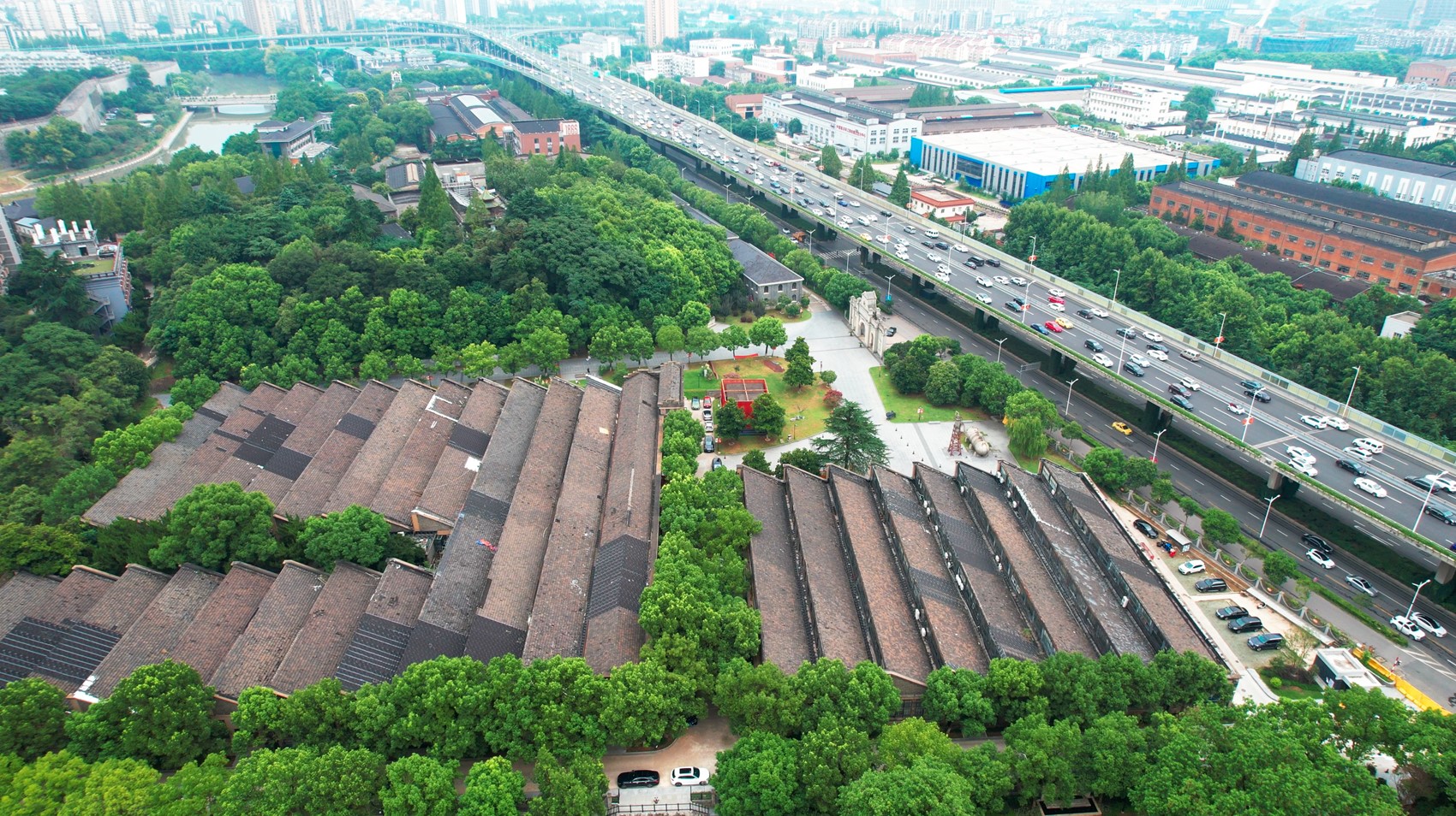 4k航拍南京金陵造币厂遗址视频的预览图