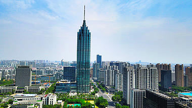 4K航拍江苏省常州市地标建筑传媒大厦视频的预览图