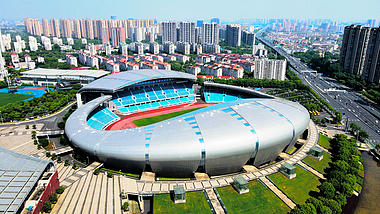 4K航拍江苏省常州市奥体中心体育馆视频的预览图