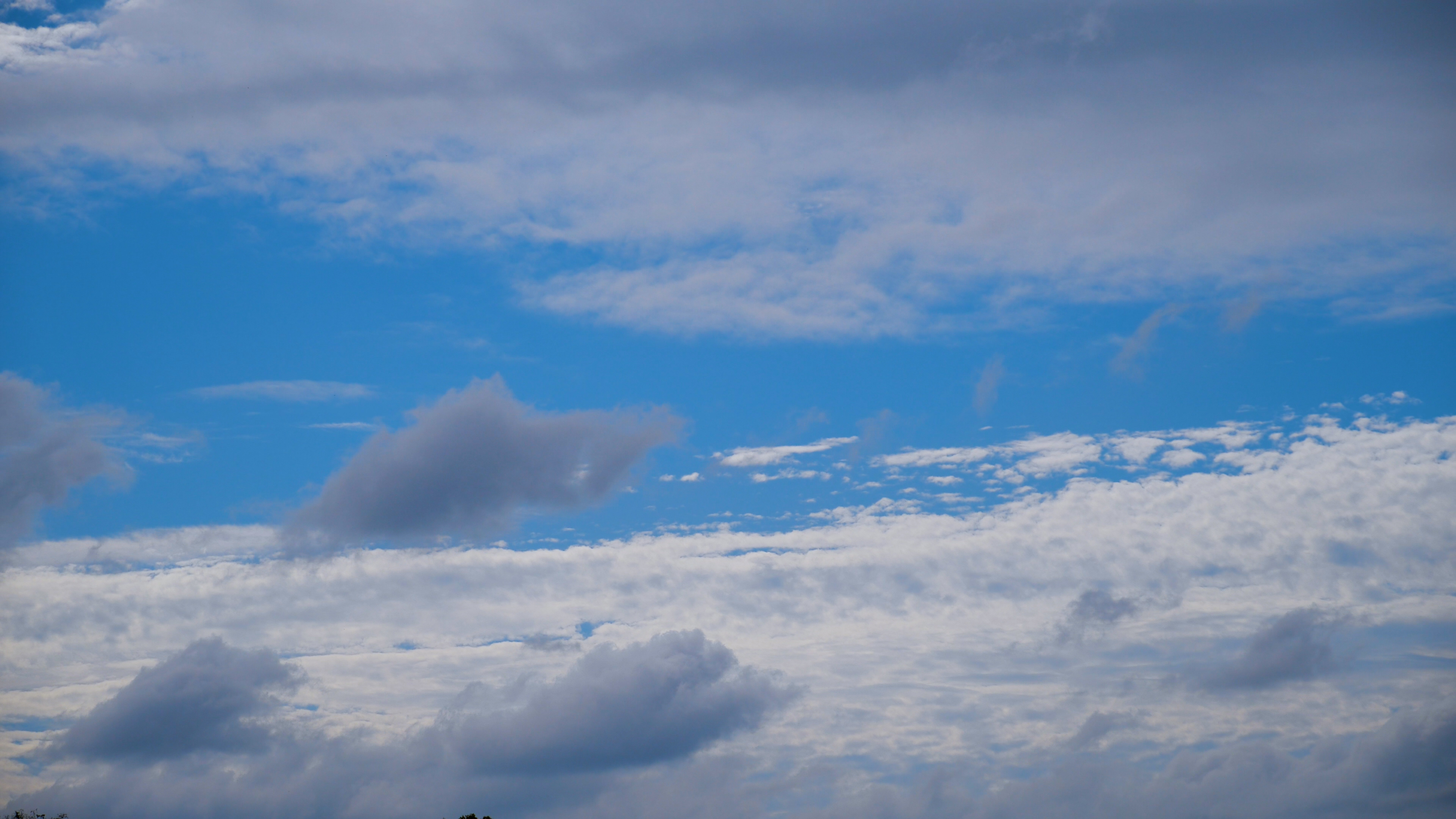 4K自然风景蓝天白云延时摄影视频的预览图
