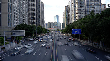 4k广州天河商务区城市下班高峰期车流延时视频的预览图